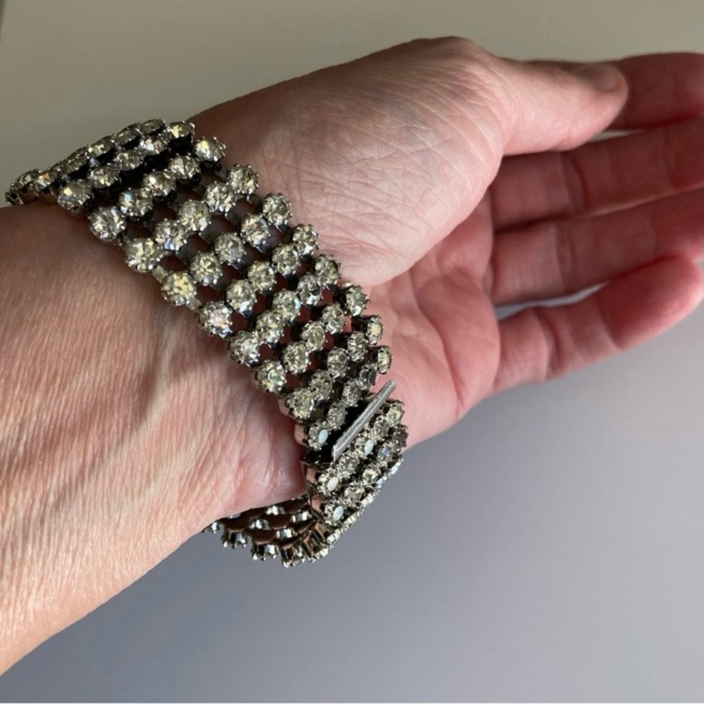 Vintage Estate Rhinestone Bracelet - Picture 2 of 16